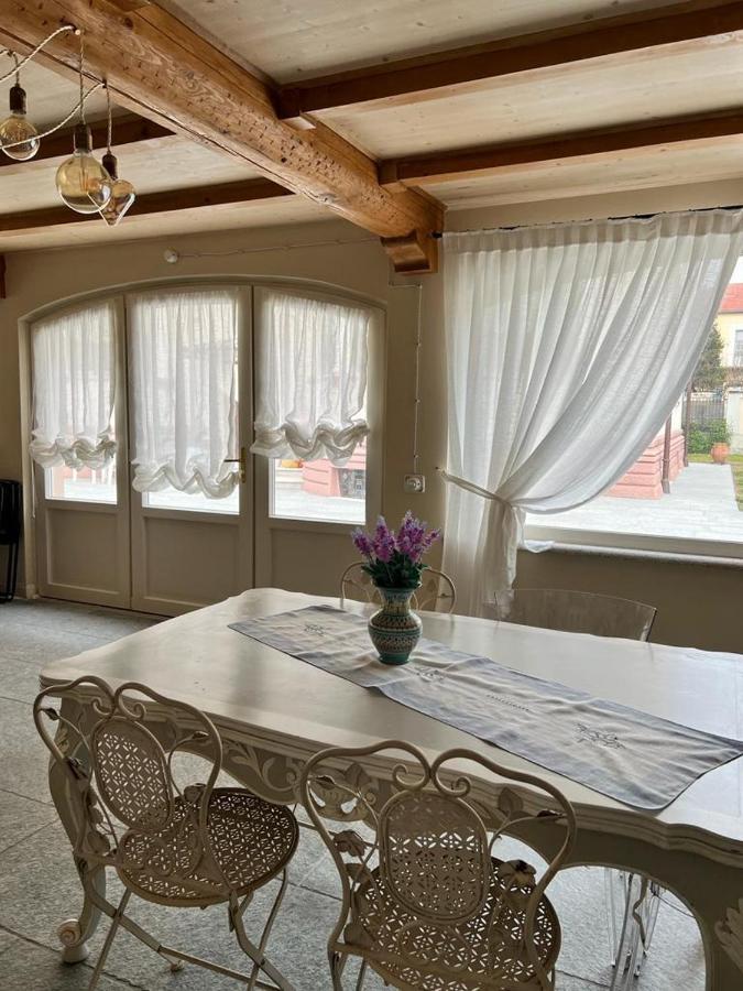 Villa Simona Voghera Eksteriør bilde